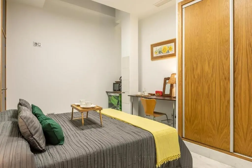 Sentencia Suite 0*, Seville Spain