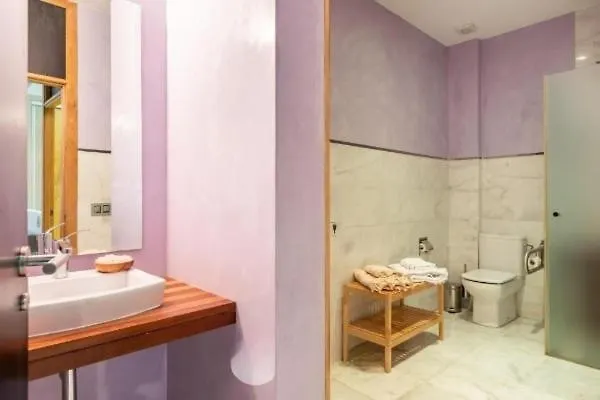 Sentencia Suite 0*, Seville Spain